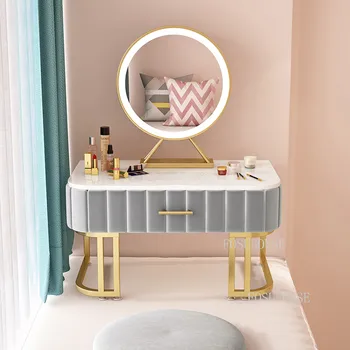 Скандинавский туалетный столик для спальни Дизайнерская мебель для маленькой квартиры Мраморный туалетный столик Минималистичные столики у окна
